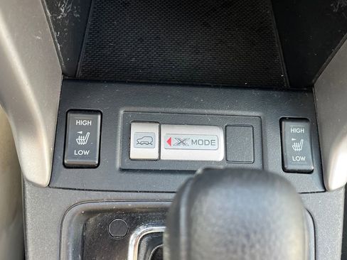 Used 2015 Subaru Forester 2.5i Touring w/ Popular Package #2 image 19