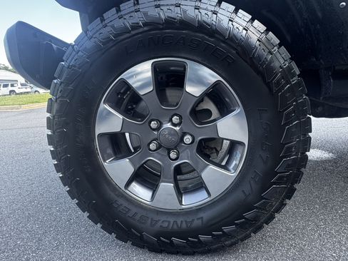 Used 2022 Jeep Wrangler Unlimited Rubicon AWD/4WD image 12