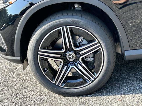 New 2027 Mercedes-Benz GLC 300 image 16