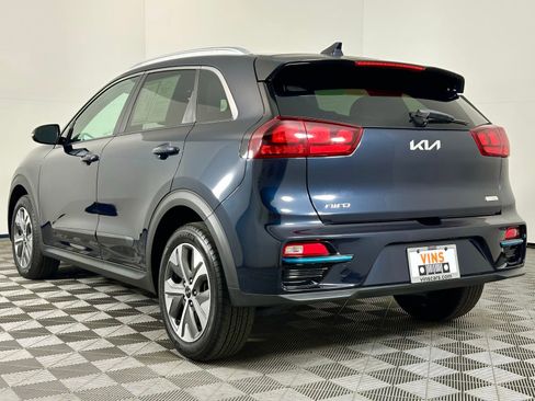 Used 2022 Kia Niro EX w/ Cold Weather Package image 37