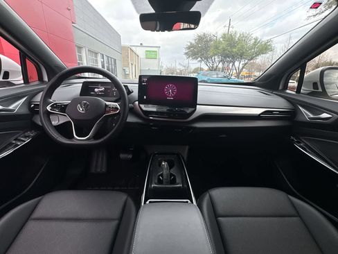 Used 2024 Volkswagen ID.4 S image 21