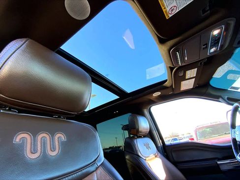 Used 2024 Ford F250 King Ranch w/ Chrome Package image 19