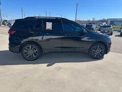 Used 2023 Chevrolet Equinox RS image 5