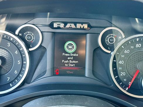 New 2026 RAM 1500 4x4 Crew Cab image 12
