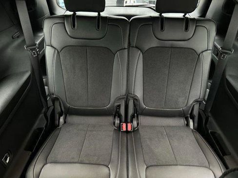 New 2025 Jeep Grand Cherokee L Laredo image 48