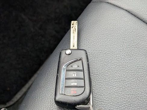Used 2024 Toyota Camry SE FWD image 26