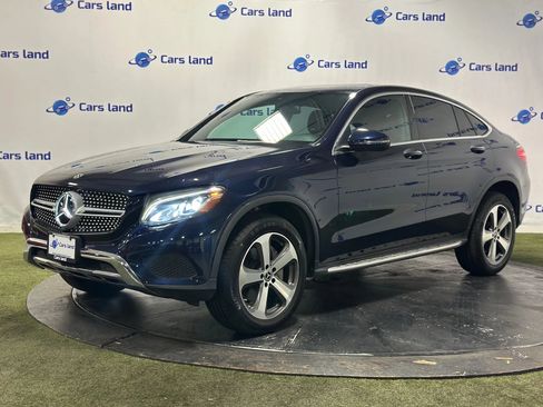Used 2019 Mercedes-Benz GLC 300 4MATIC Coupe image 6