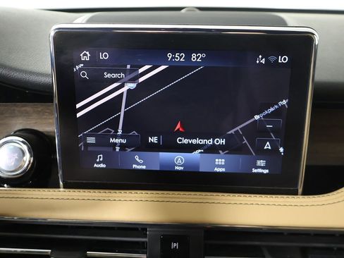 Used 2022 Lincoln Corsair Reserve w/ Elements Package image 46