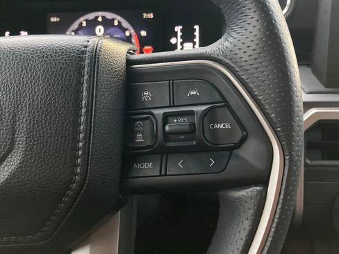 Used 2025 Toyota 4Runner SR5 image 16