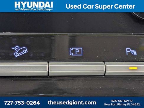 Used 2024 Hyundai Santa Fe Limited AWD/4WD image 33