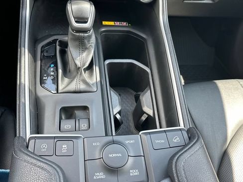 Used 2024 Toyota Grand Highlander AWD image 27