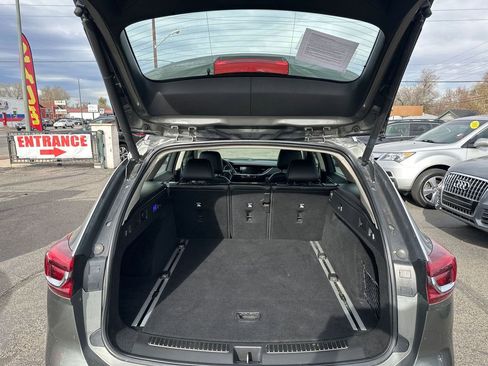 Used 2018 Buick Regal Essence w/ Driver Confidence Package #1 image 16