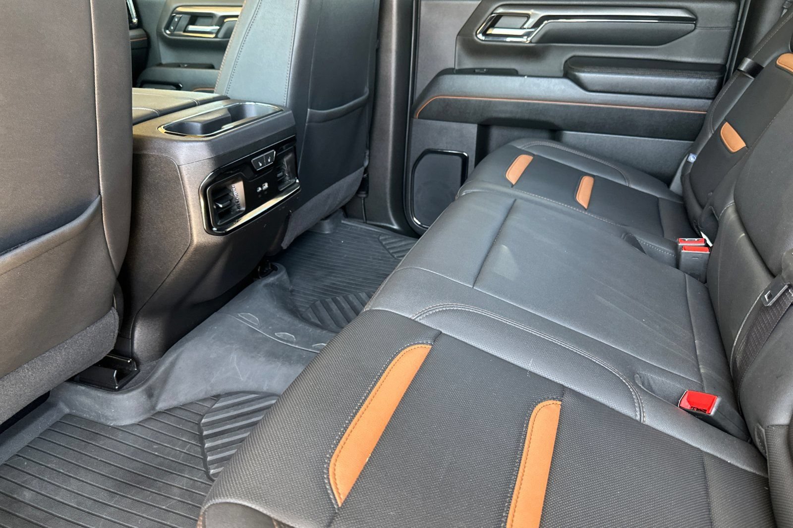 Certified 2024 GMC Sierra 2500 AT4 w/ AT4 Premium Plus Package AWD/4WD image 13