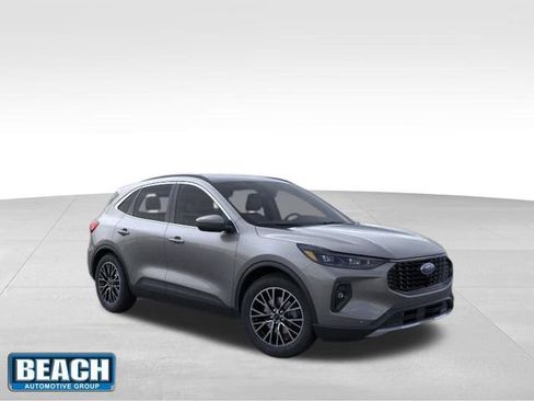 Used 2025 Ford Escape SE w/ PHEV Premium Package FWD image 1