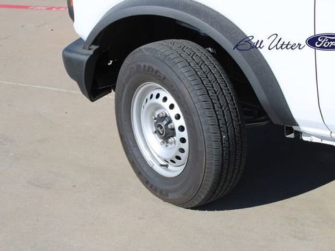 New 2025 Ford Bronco 4-Door image 5