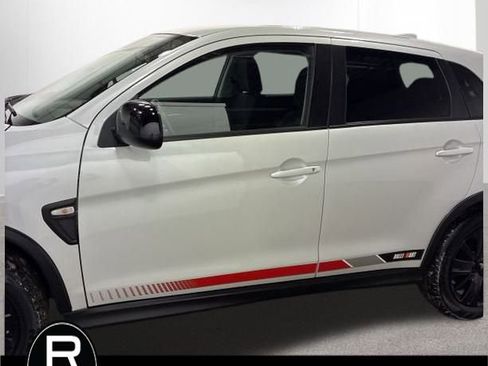 Used 2023 Mitsubishi Outlander Sport Ralliart image 5