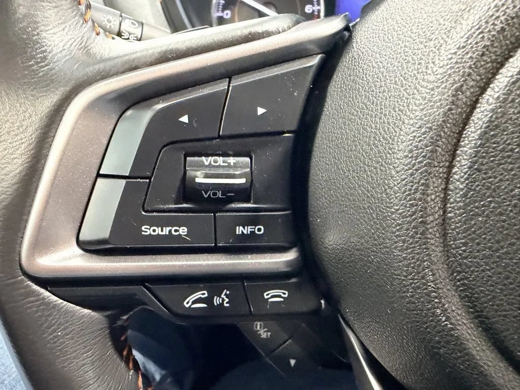 Used 2019 Subaru Crosstrek 2.0i Limited w/ Moonroof Package w/Navigation AWD/4WD image 19
