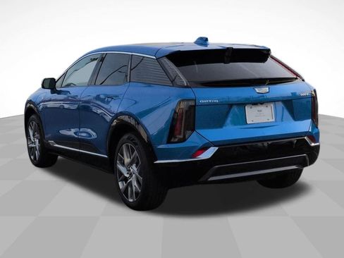 New 2025 Cadillac Optiq Luxury 1 image 7