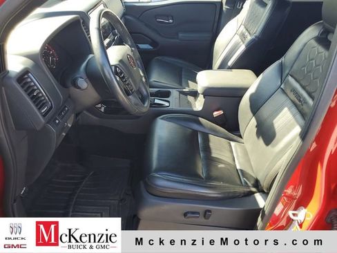 Used 2022 Nissan Frontier Pro-X w/ Pro-X Premium Package RWD image 5