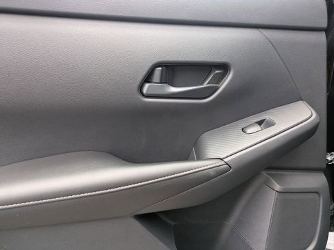 Used 2025 Nissan Sentra SV image 25