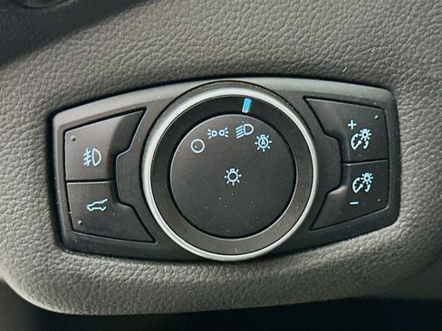 Used 2017 Ford Escape Titanium image 17