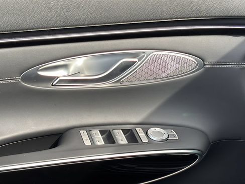 Certified 2026 Genesis GV70 2.5T AWD/4WD image 12