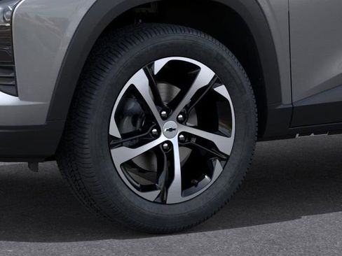 New 2026 Chevrolet Trax RS w/ Sunroof Package image 9