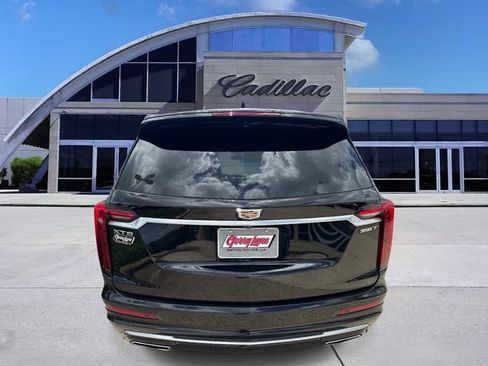 Used 2023 Cadillac XT6 Luxury FWD image 5
