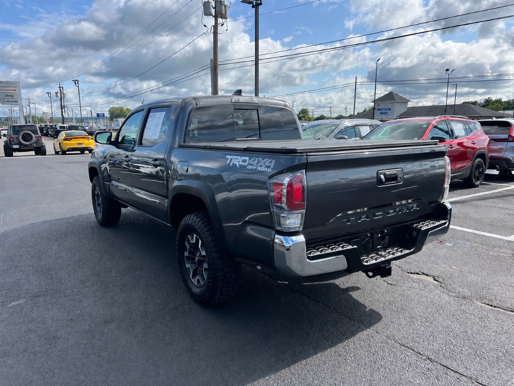 Used 2023 Toyota Tacoma TRD Off-Road w/ Black Out Package (TMS) AWD/4WD image 3