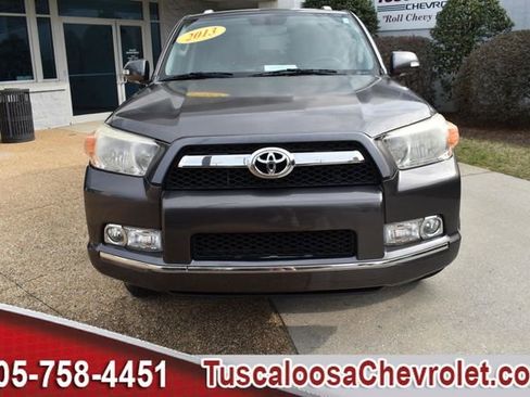 Used 2013 Toyota 4Runner SR5 w/ Convenience Pkg image 4