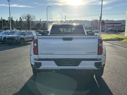 New 2026 Chevrolet Silverado 3500 High Country w/ High Country Premium Package image 4