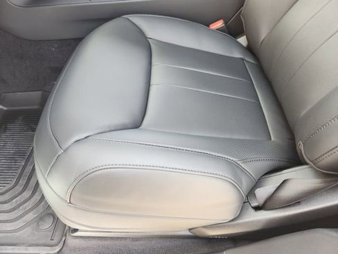 New 2026 Land Rover Range Rover Sport SE image 16