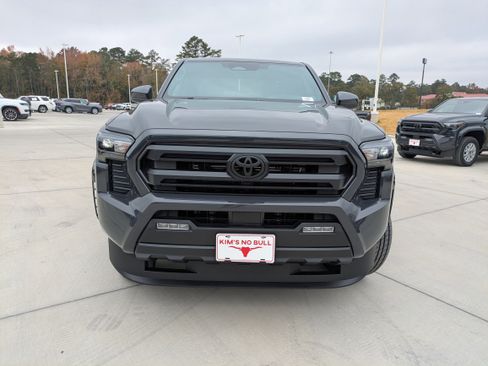 New 2025 Toyota Tacoma SR5 image 2