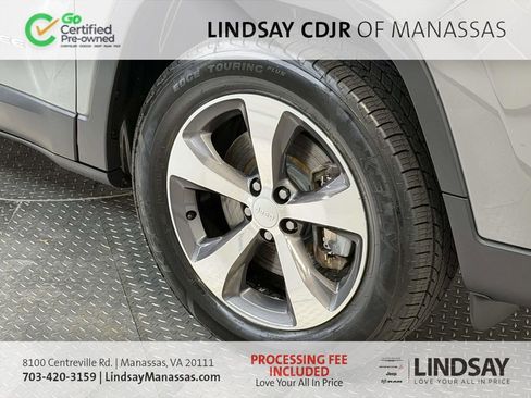Certified 2020 Jeep Cherokee Limited AWD/4WD image 11