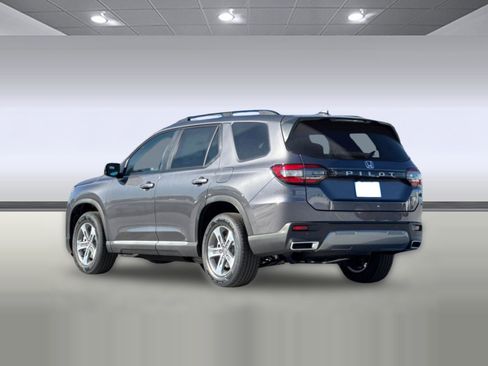 New 2026 Honda Pilot EX-L image 3