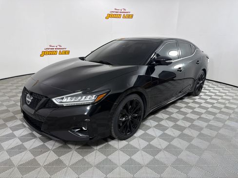 Certified 2023 Nissan Maxima SR w/ Sport Mat Group FWD image 1