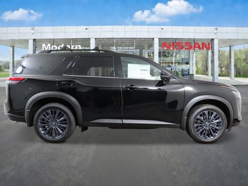New 2026 Nissan Pathfinder SL w/ SL Premium Package (P04) AWD/4WD image 6