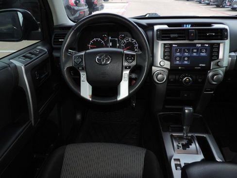 Used 2021 Toyota 4Runner SR5 image 21