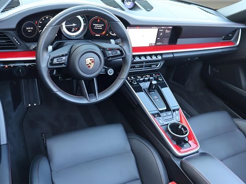 Used 2021 Porsche 911 Carrera image 15