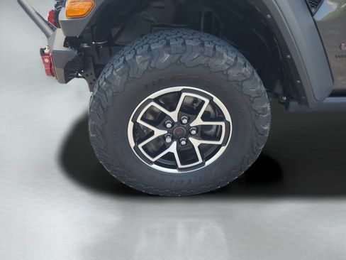 Used 2024 Jeep Wrangler Unlimited Rubicon w/ Technology Group AWD/4WD image 26
