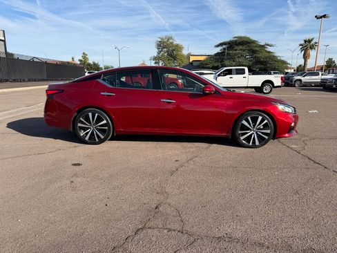 Used 2020 Nissan Altima 2.0 Platinum image 11