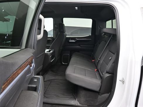 Used 2022 GMC Sierra 1500 Elevation w/ Preferred Package AWD/4WD image 33