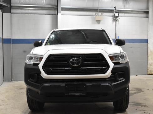 Used 2019 Toyota Tacoma SR image 26