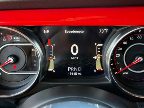 Used 2021 Jeep Wrangler Unlimited Rubicon w/ Dual Top Group image 22