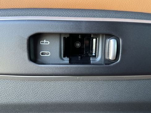 New 2026 BMW X5 xDrive50e w/ M Sport Package image 25