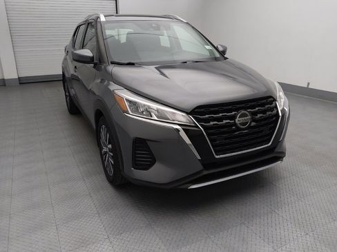 Used 2021 Nissan Kicks SV FWD image 14