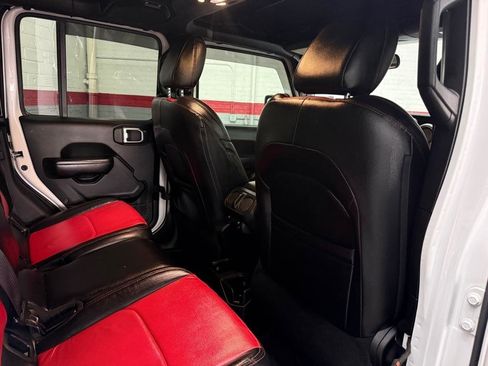 Used 2020 Jeep Gladiator Sport w/ Quick Order Package 24S image 13