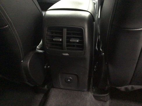 Used 2024 Ford Escape Platinum image 26