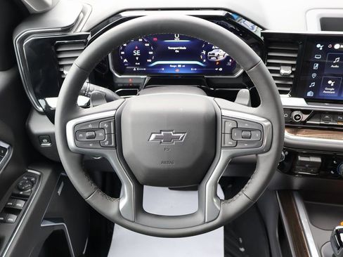 New 2026 Chevrolet Silverado 1500 LT Trail Boss w/ LT Trail Boss Premium Package AWD/4WD image 17
