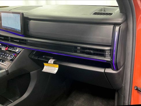 Used 2025 Hyundai Santa Fe Calligraphy image 14